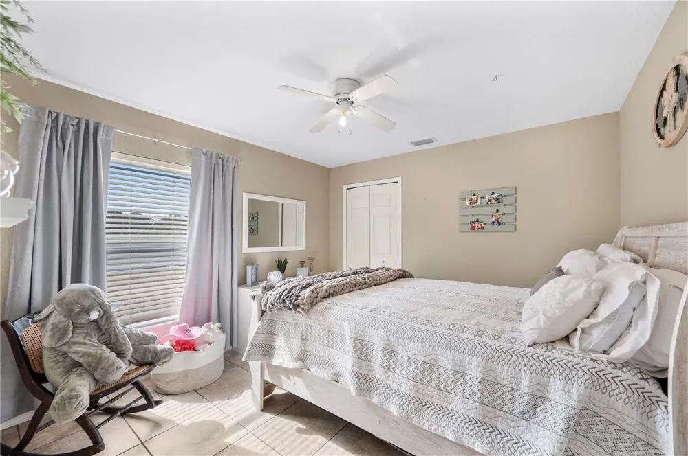 4403 AVONDALE GROVES STREET Plant City, FL 33567