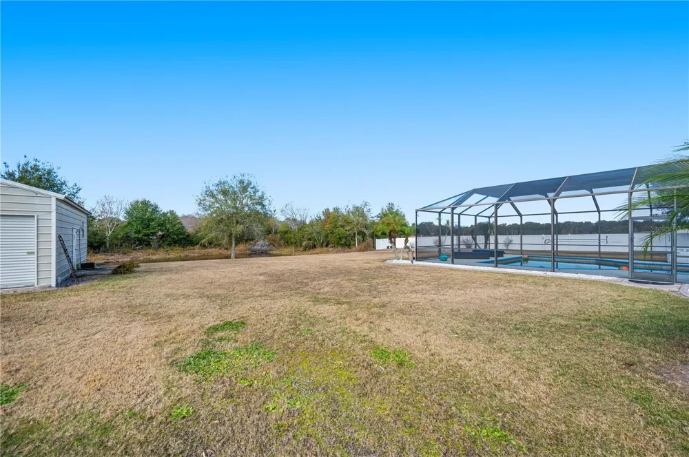 4403 AVONDALE GROVES STREET Plant City, FL 33567