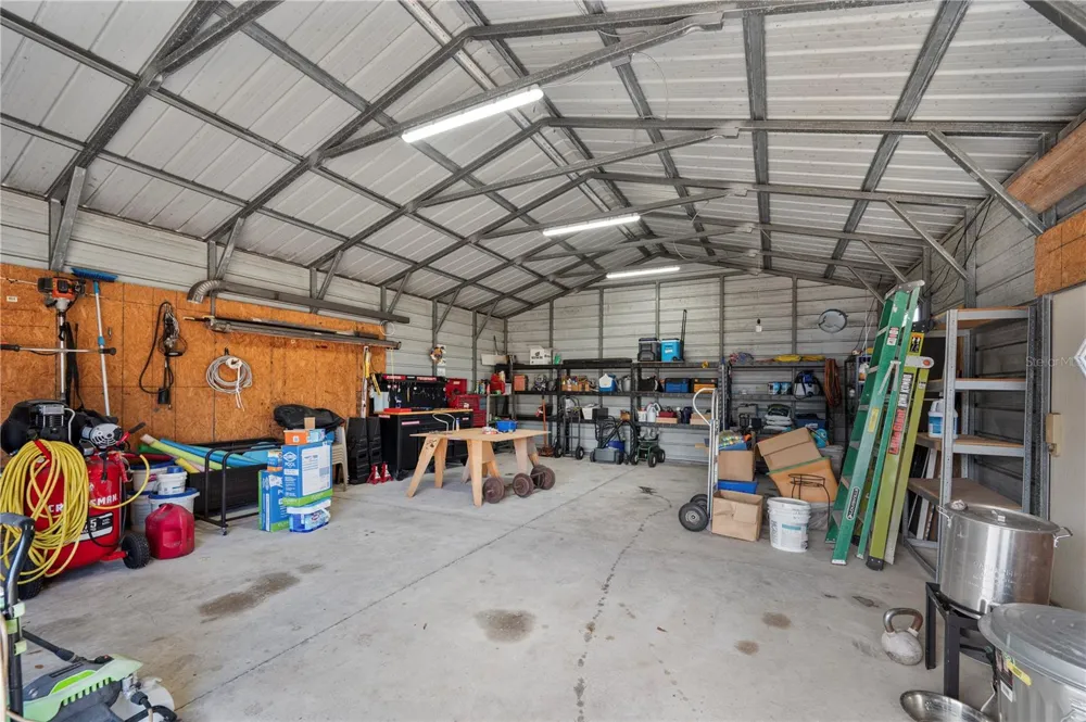 4403 AVONDALE GROVES STREET Plant City, FL 33567