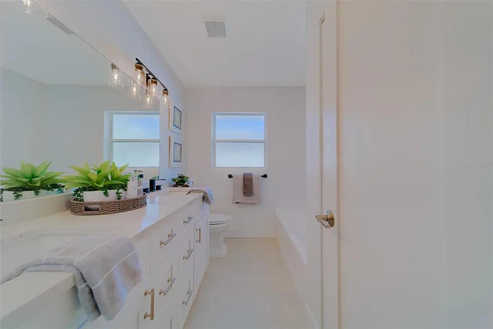 207 MIDWAY ISLAND Clearwater Beach, FL 33767