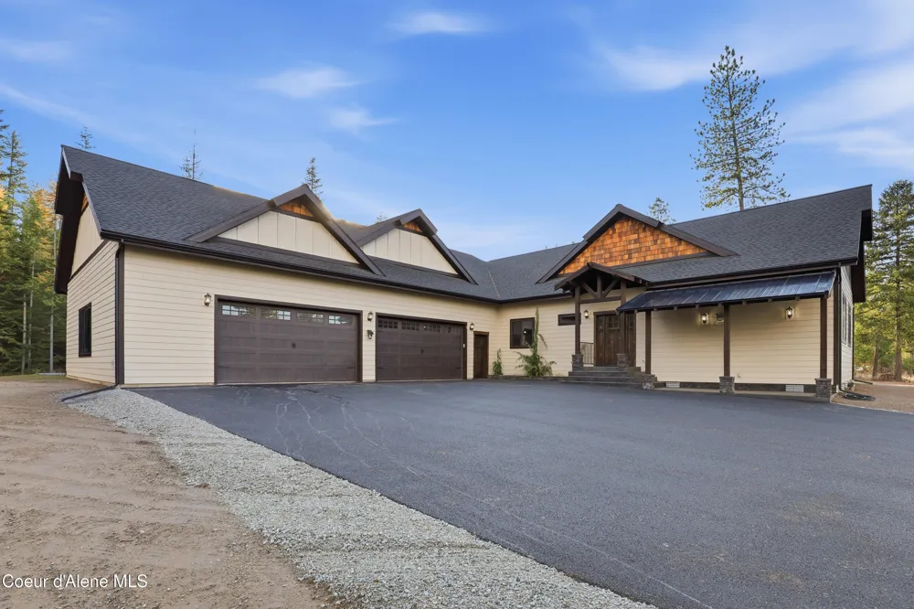 216 Mara MDWS Athol, ID 83801