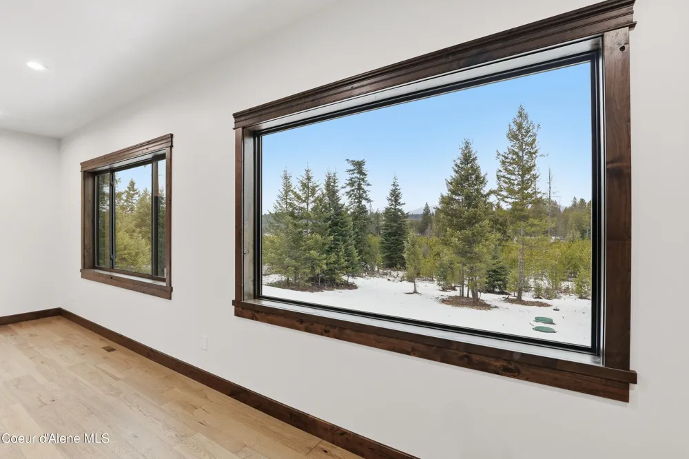 216 Mara MDWS Athol, ID 83801