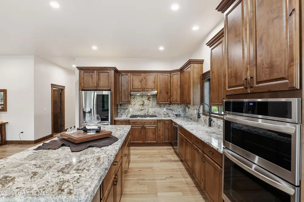 216 Mara MDWS Athol, ID 83801