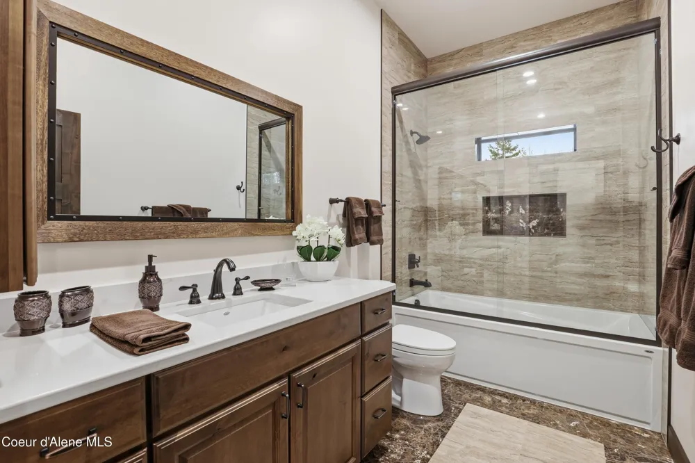 216 Mara MDWS Athol, ID 83801