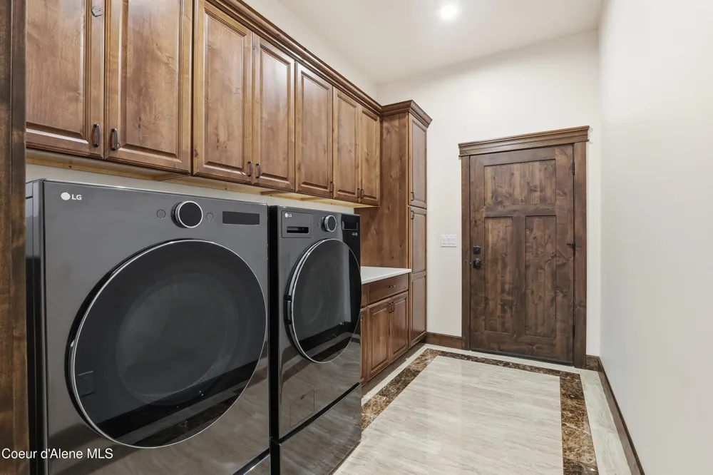 216 Mara MDWS Athol, ID 83801