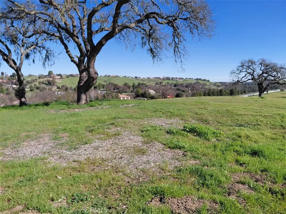 1920 Fire Rock Loop Templeton, CA 93465