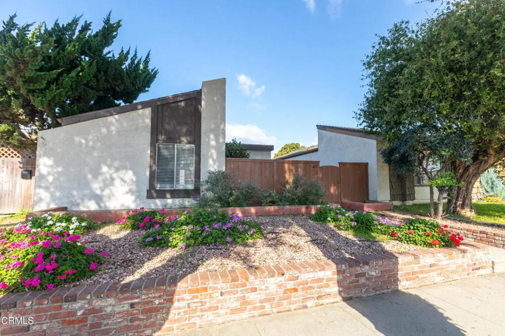 5681 Stanford St Street