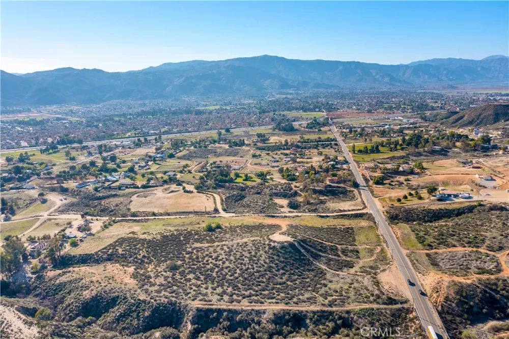 23777 Wildomar Trail Wildomar, CA 92595