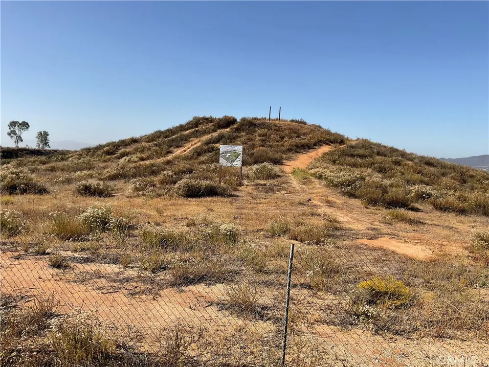 23777 Wildomar Trail Wildomar, CA 92595