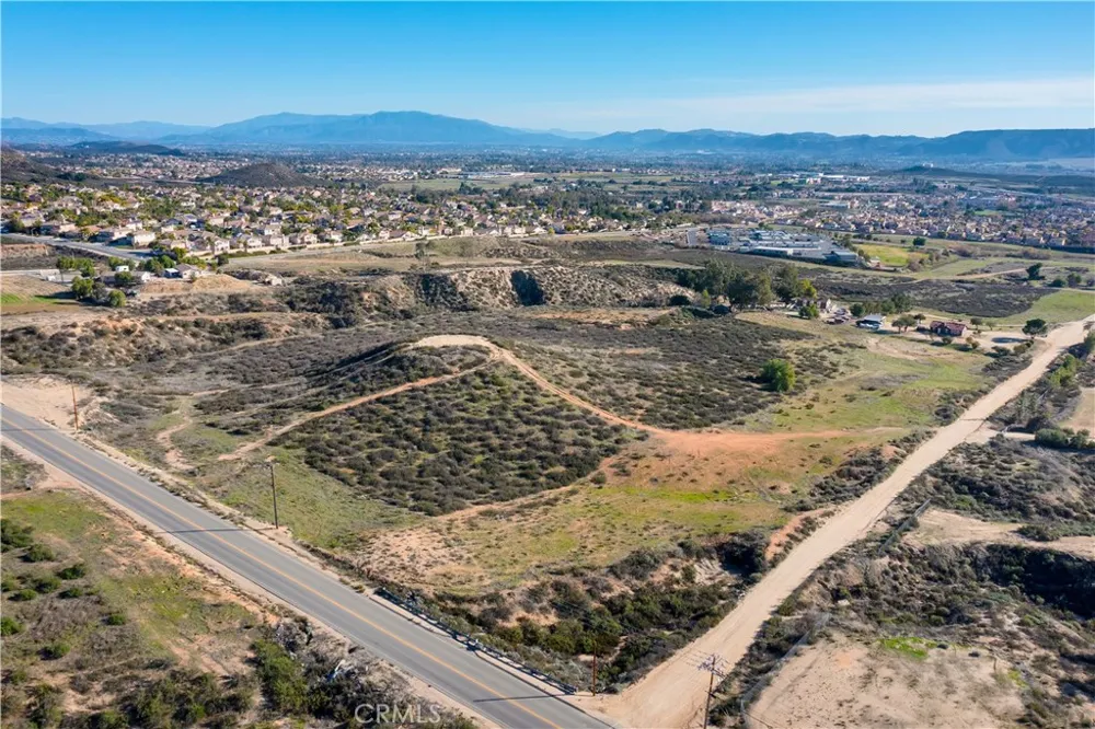 23777 Wildomar Trail Wildomar, CA 92595