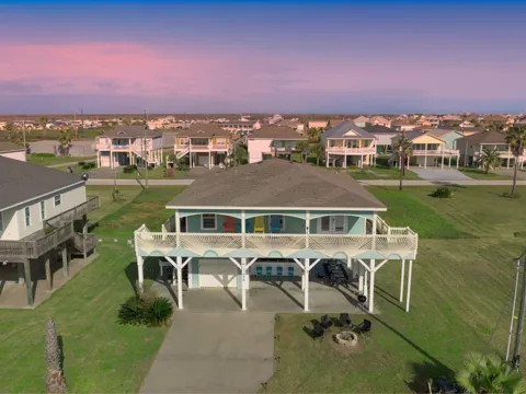 986 Bahama Drive