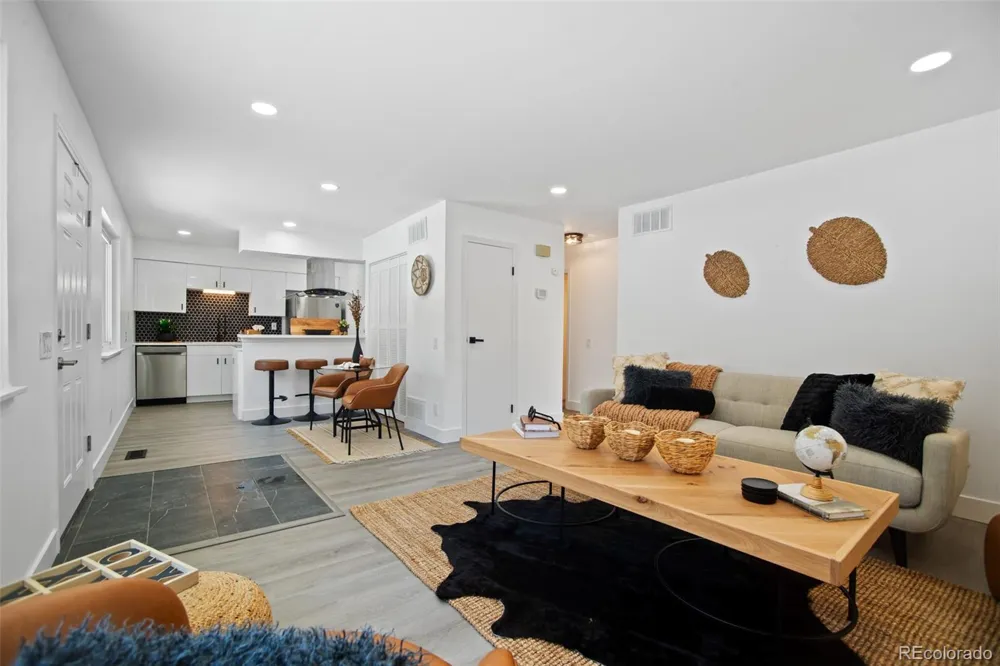 9105 E Lehigh Avenue #77