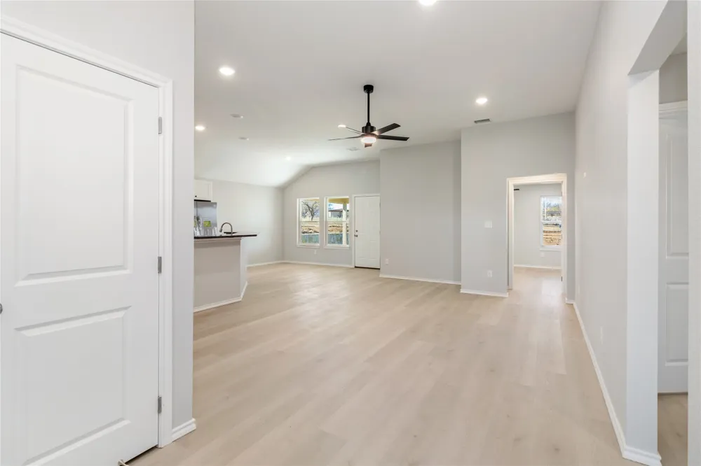 913 E 3RD STREET Coleman, TX 76834
