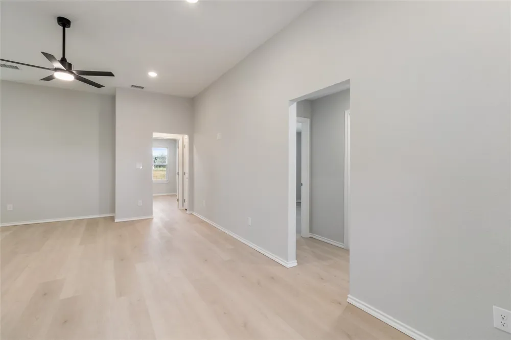 913 E 3RD STREET Coleman, TX 76834