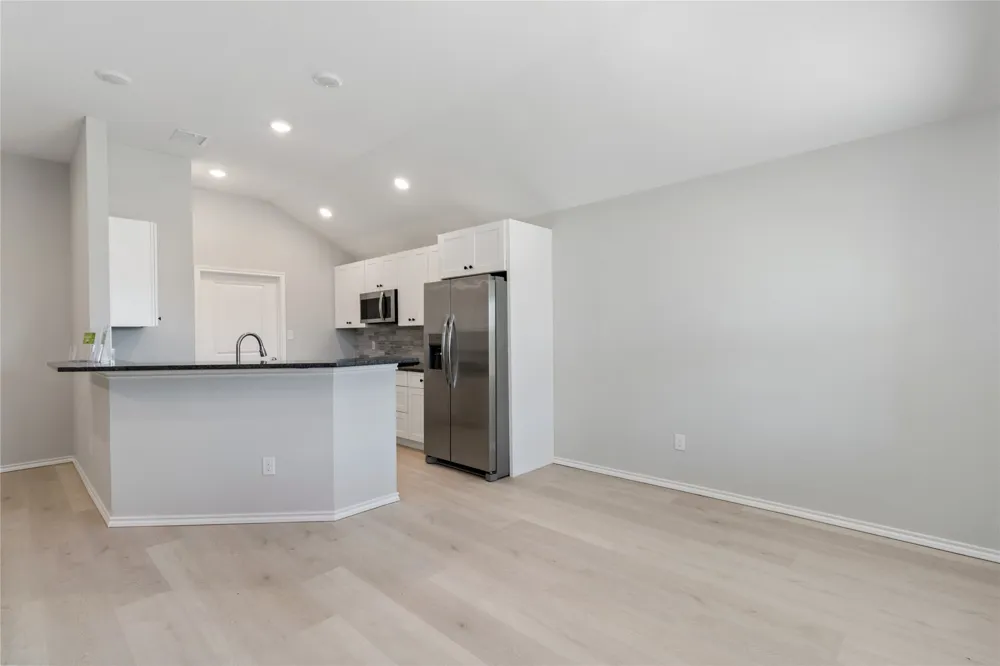 913 E 3RD STREET Coleman, TX 76834