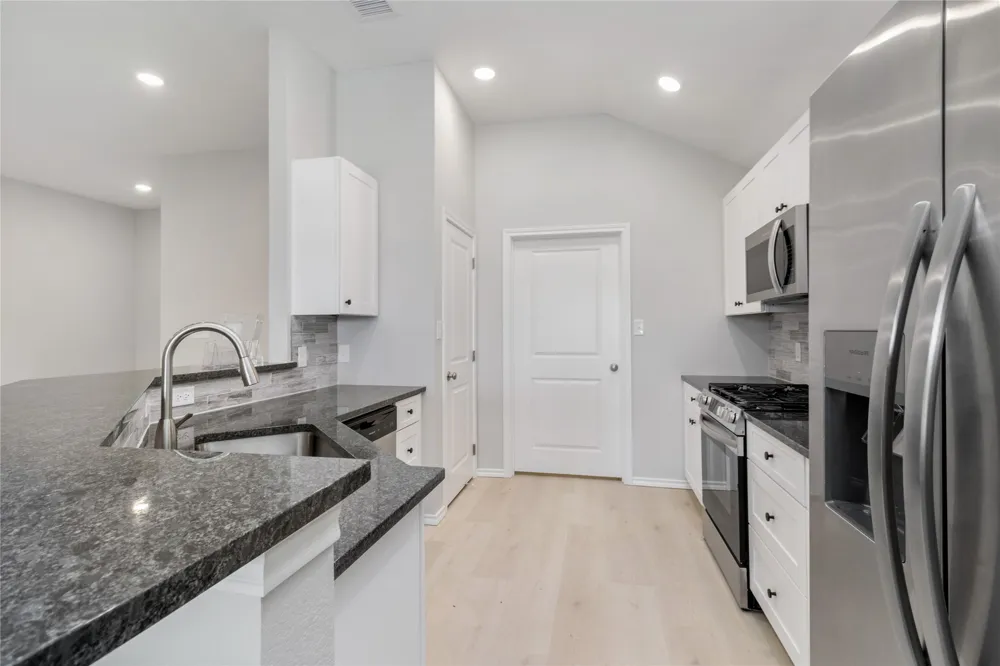 913 E 3RD STREET Coleman, TX 76834