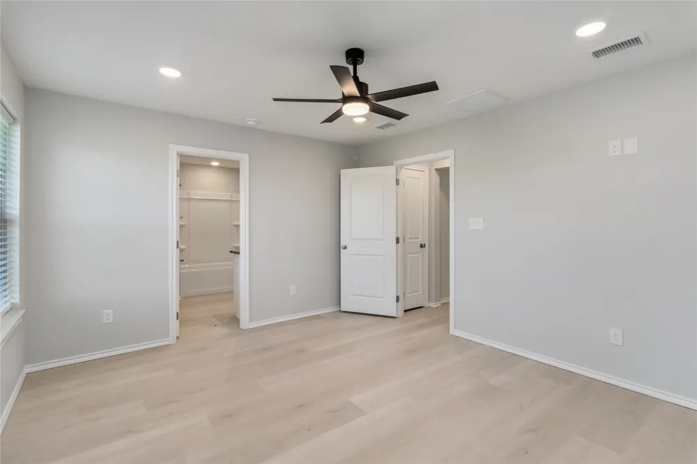 913 E 3RD STREET Coleman, TX 76834