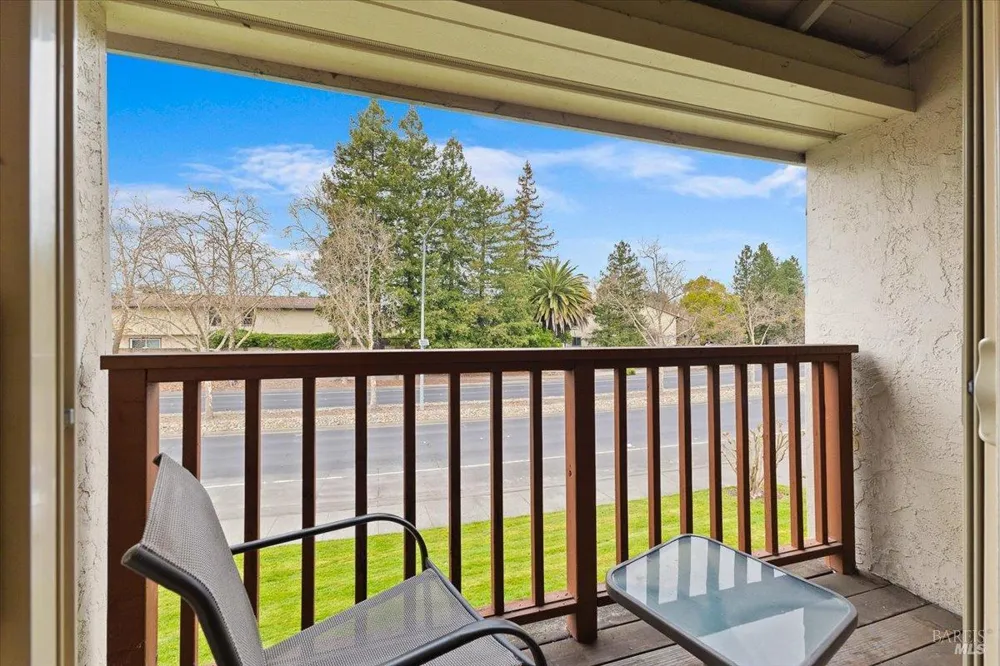 1003 Golf Course Drive Rohnert Park, CA 94928