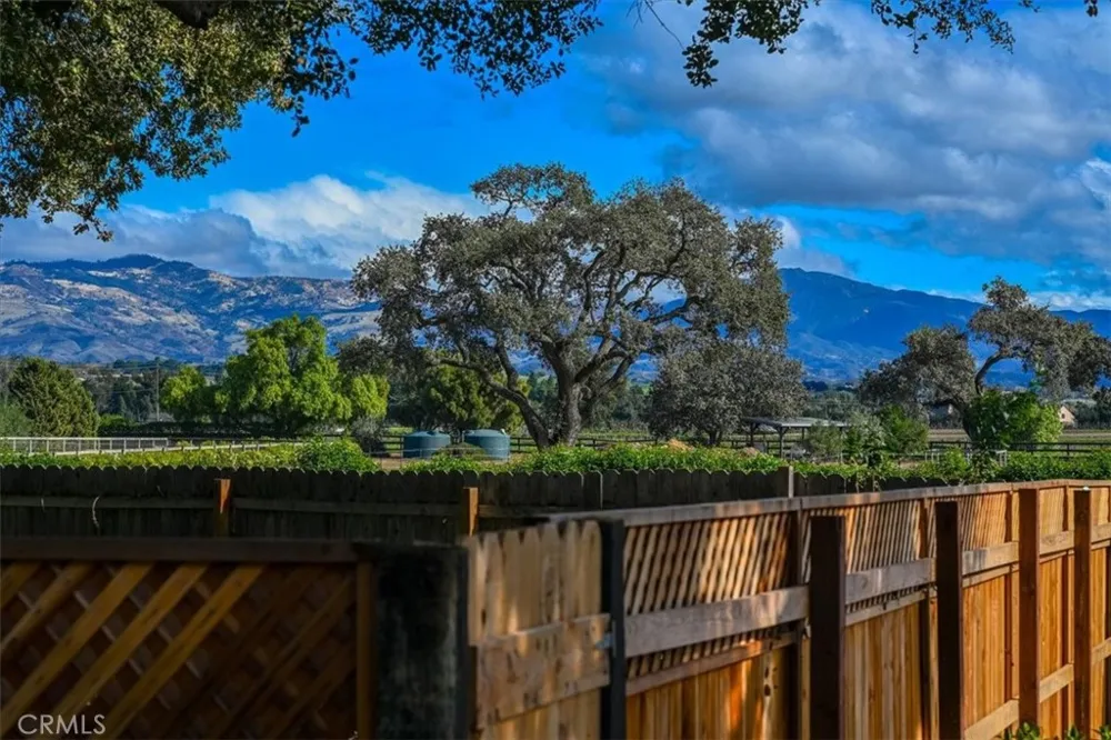 2480 Roblar Avenue Los Olivos, CA 93441