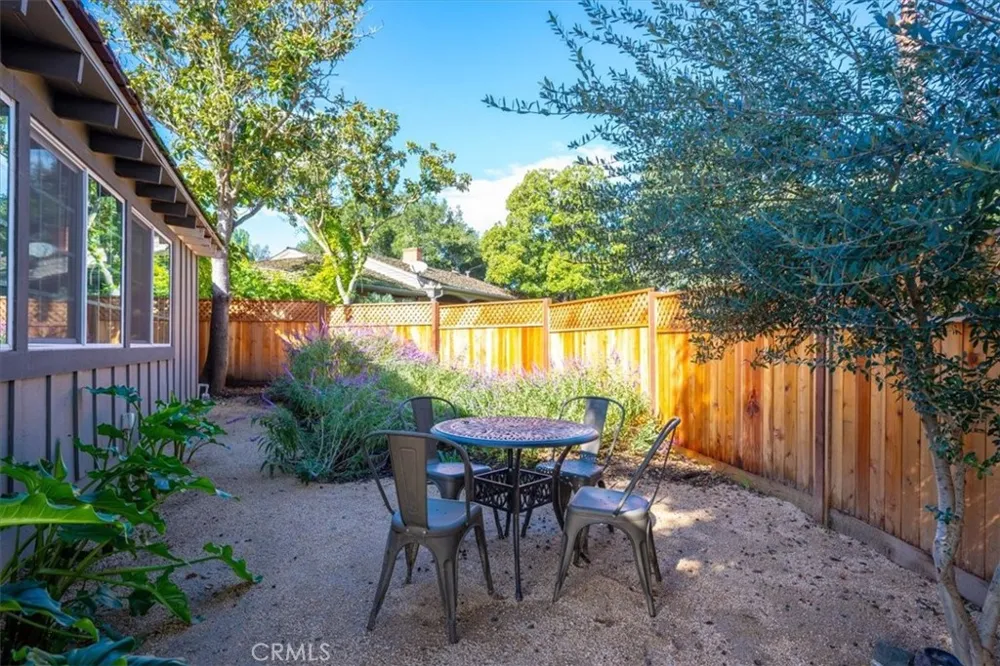 2480 Roblar Avenue Los Olivos, CA 93441