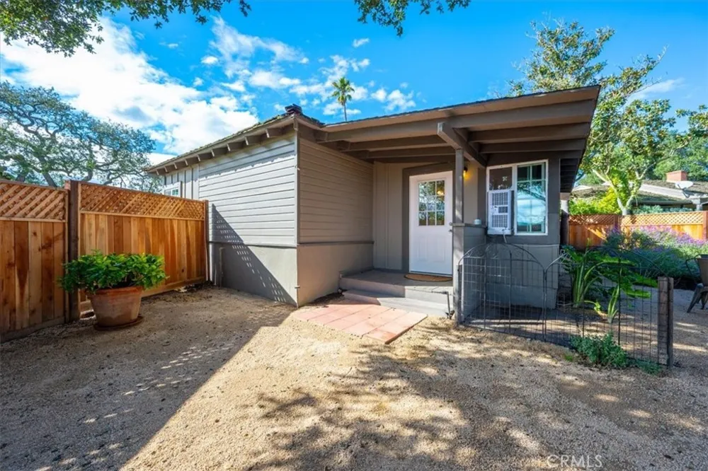 2480 Roblar Avenue Los Olivos, CA 93441
