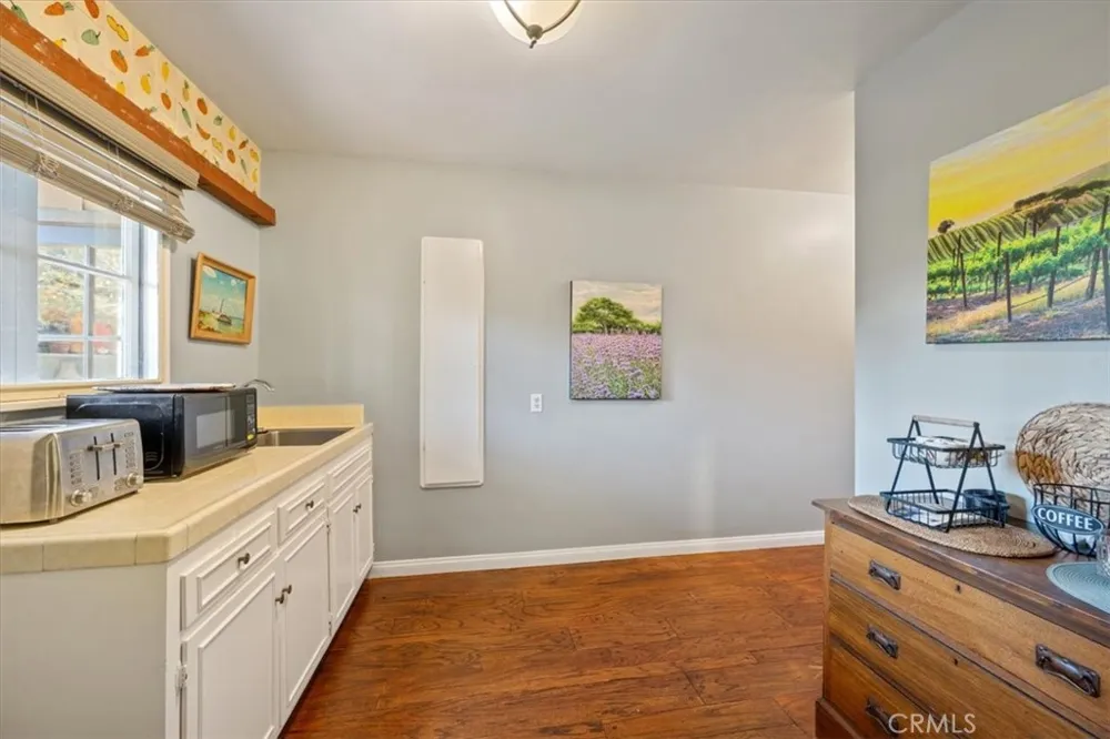 2480 Roblar Avenue Los Olivos, CA 93441
