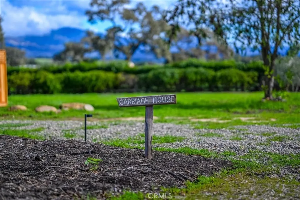 2480 Roblar Avenue Los Olivos, CA 93441