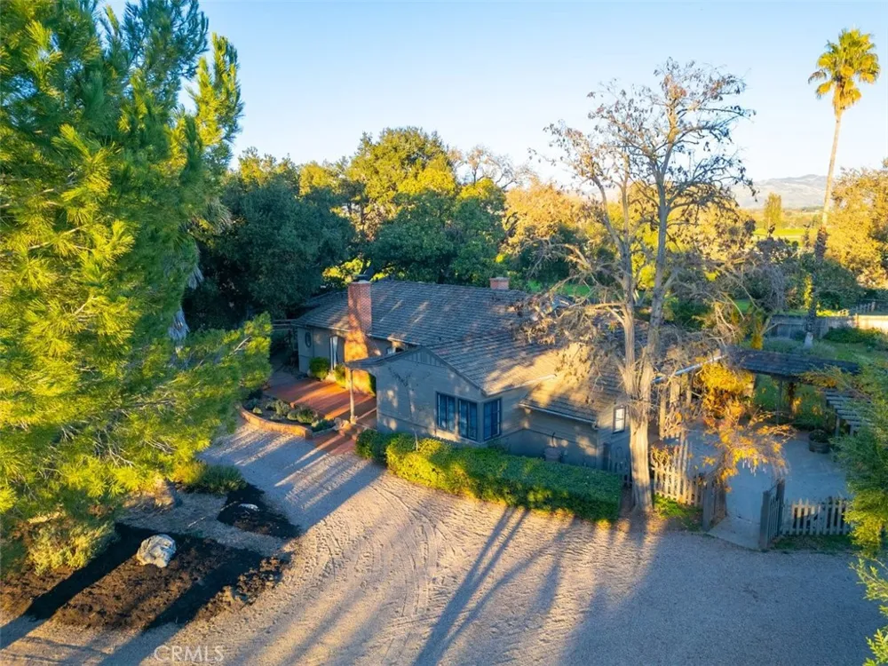 2480 Roblar Avenue Los Olivos, CA 93441