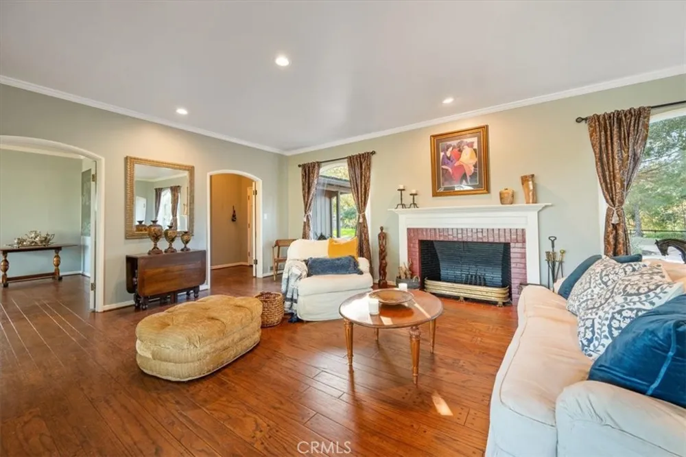 2480 Roblar Avenue Los Olivos, CA 93441