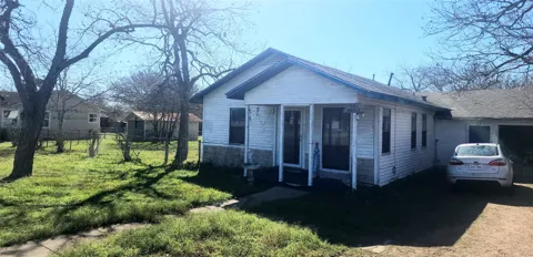702 Maple Street