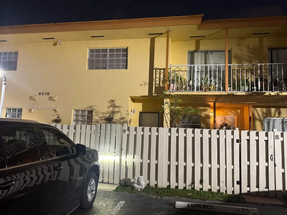 8370 SW 154th Ave #9