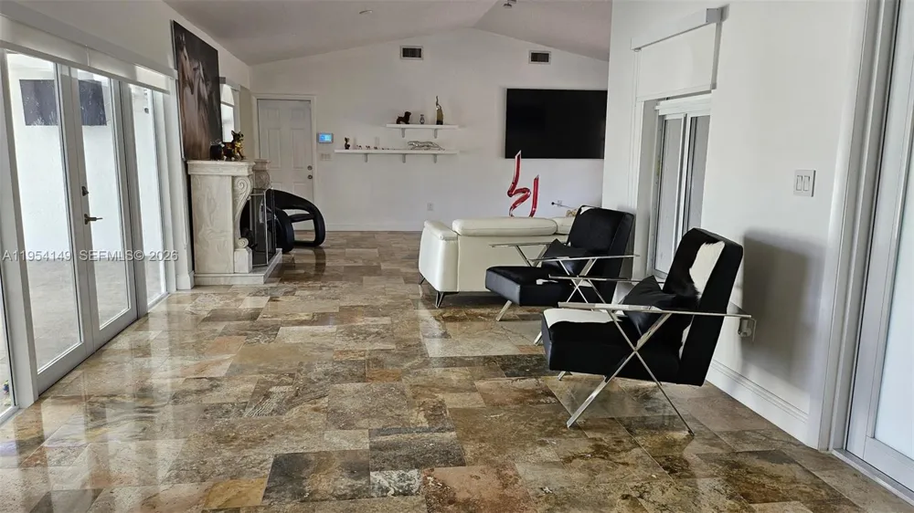 16400 SW 173rd Ave Miami, FL 33187