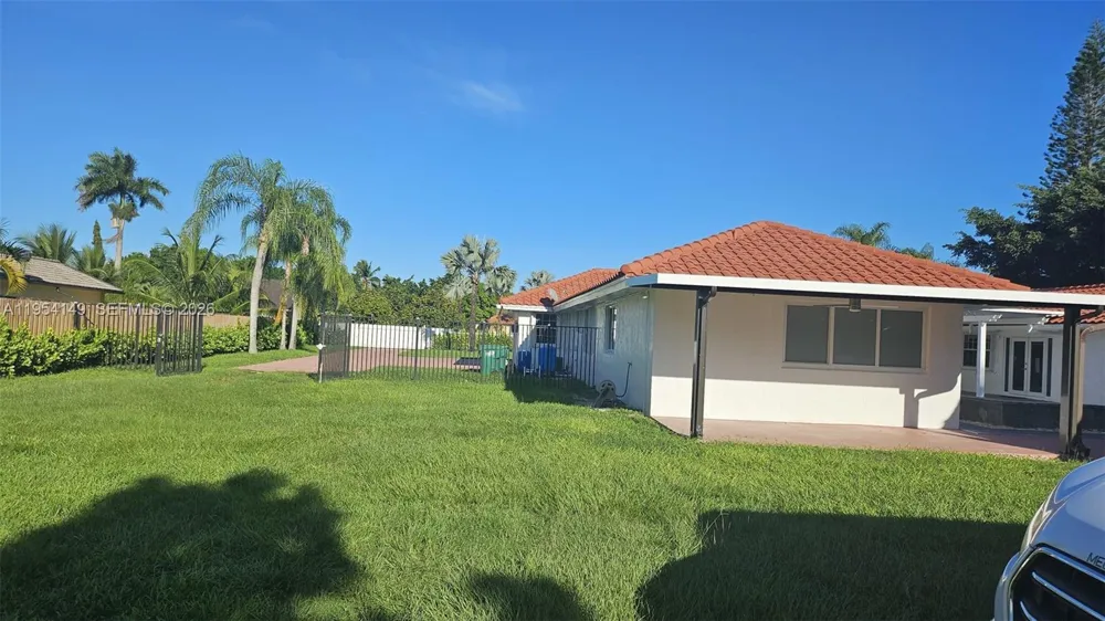 16400 SW 173rd Ave Miami, FL 33187
