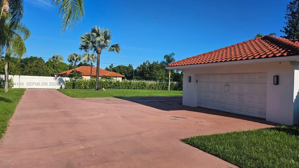 16400 SW 173rd Ave Miami, FL 33187