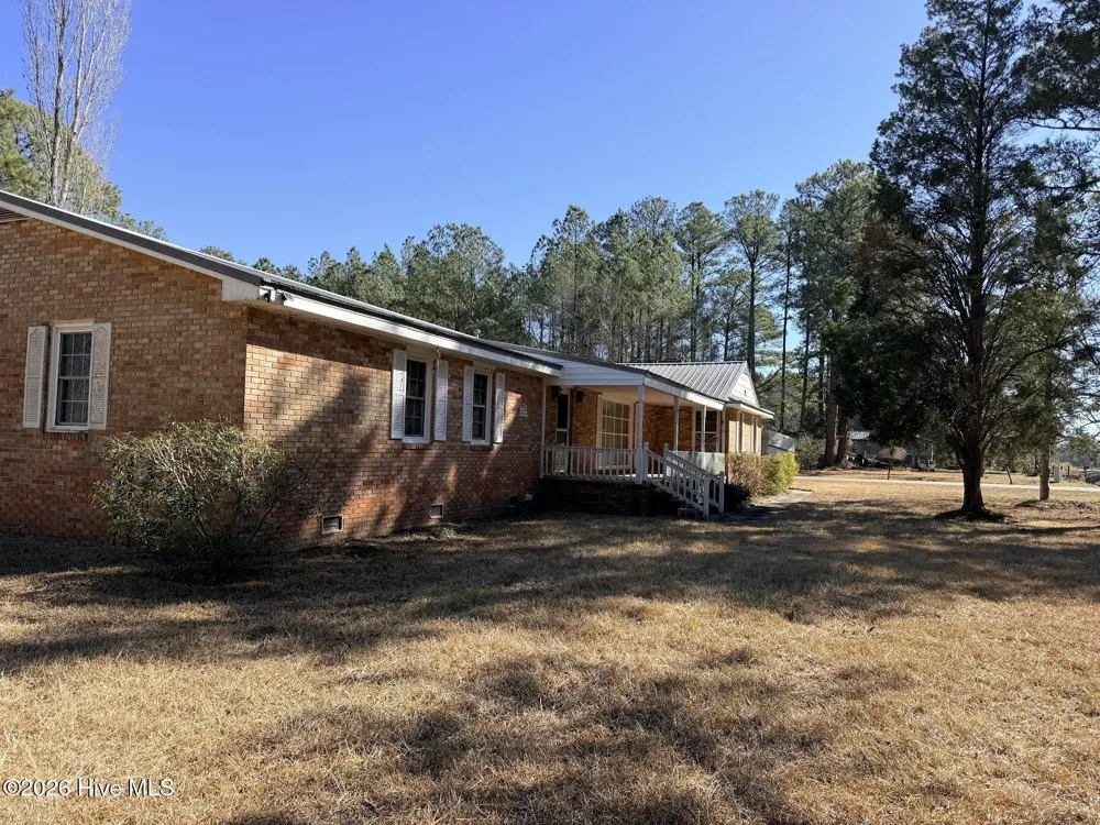 19 Wilkins Road Belhaven, NC 27810
