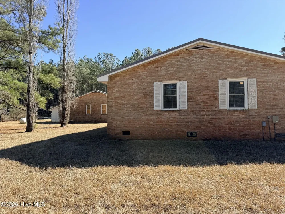19 Wilkins Road Belhaven, NC 27810