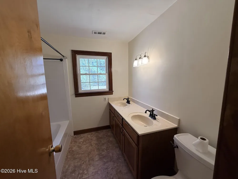 19 Wilkins Road Belhaven, NC 27810