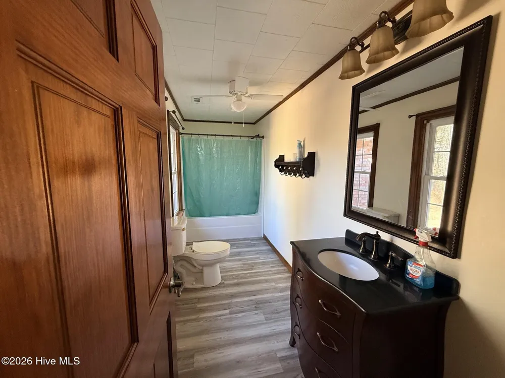 19 Wilkins Road Belhaven, NC 27810
