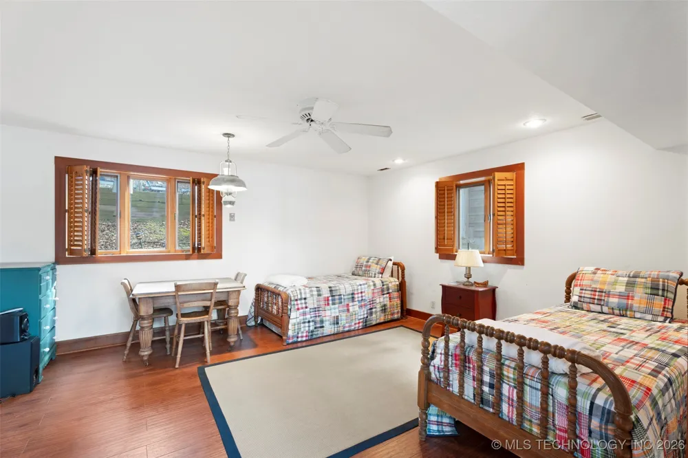 25541 S 676 ROAD Grove, OK 74344