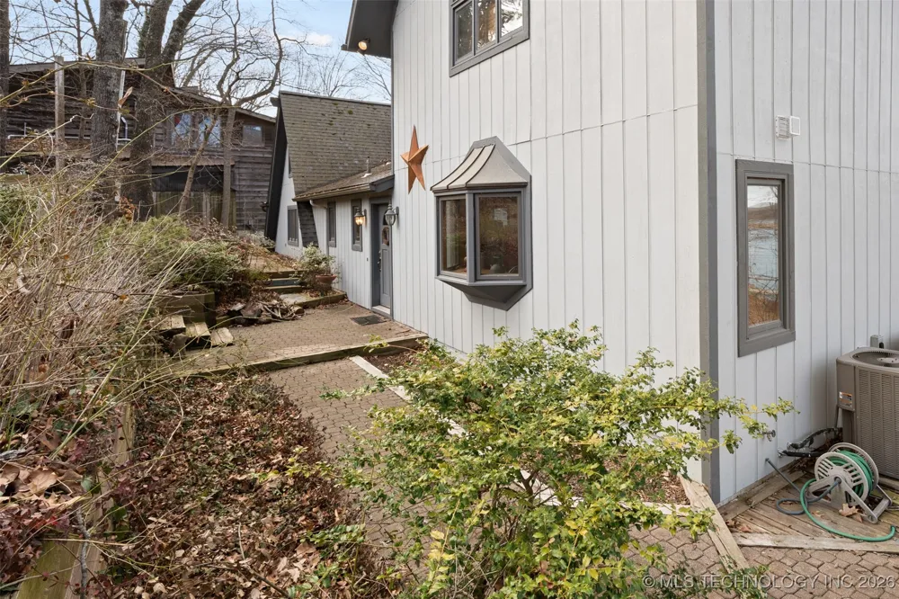 25541 S 676 ROAD Grove, OK 74344