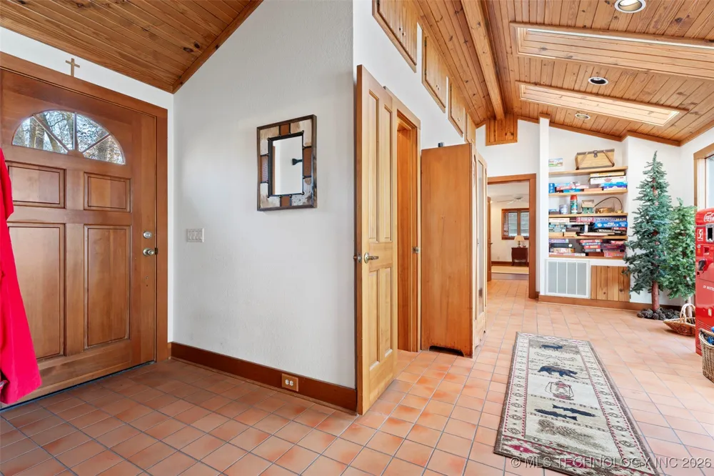 25541 S 676 ROAD Grove, OK 74344