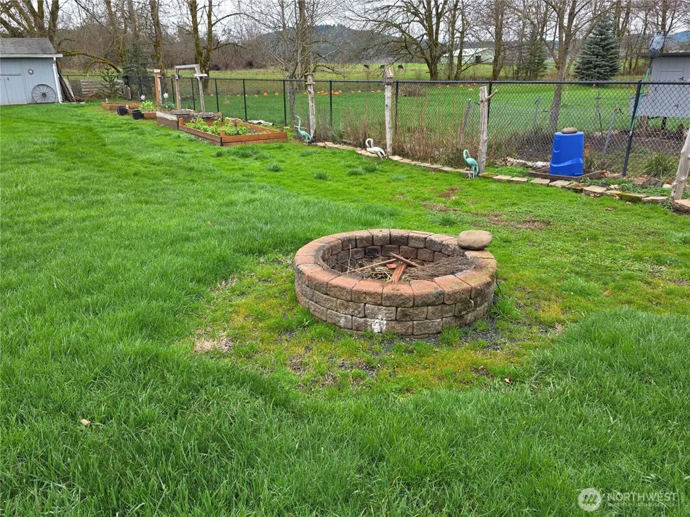 1294 Boistfort Road Curtis, WA 98532