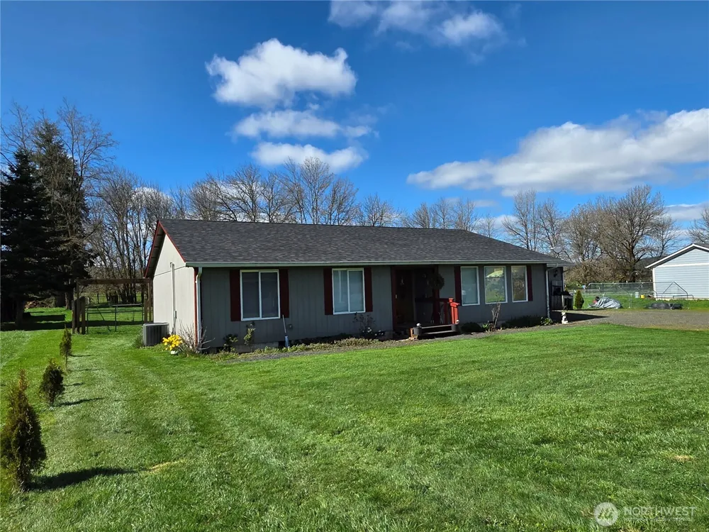 1294 Boistfort Road Curtis, WA 98532