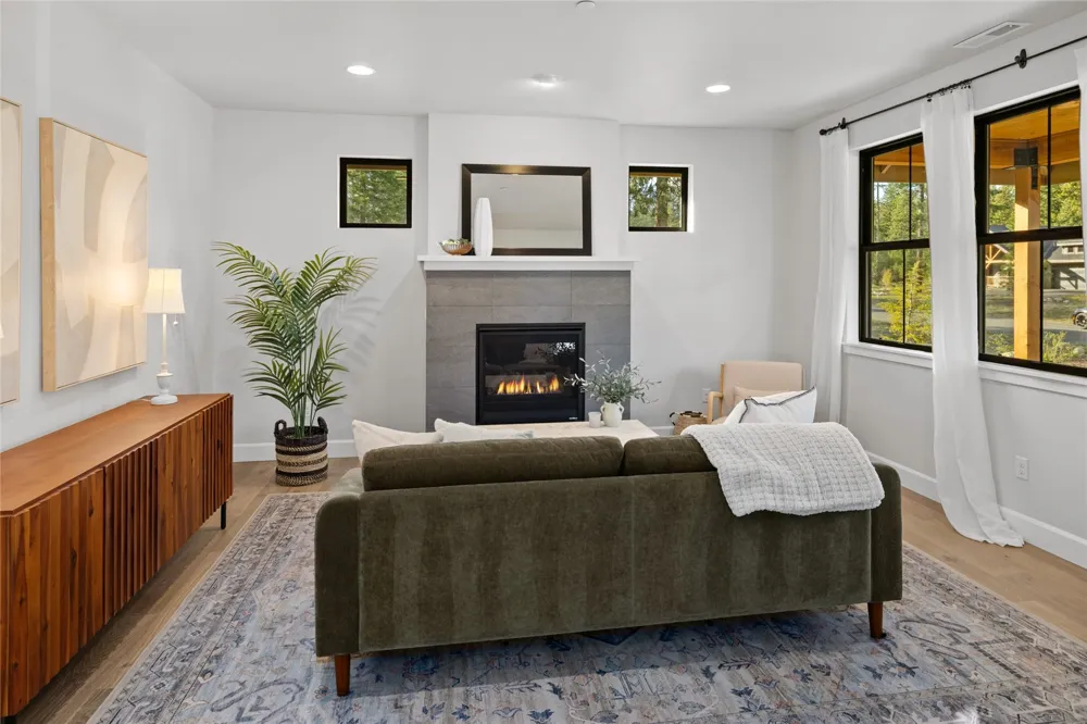 971 Domerie Park Loop Cle Elum, WA 98922