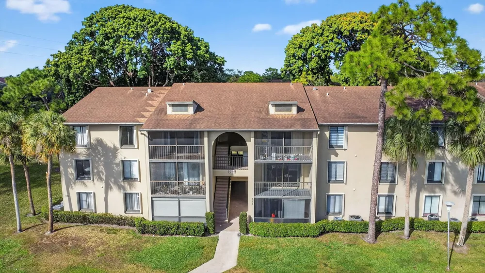 719 Sunny Pine Way #D2