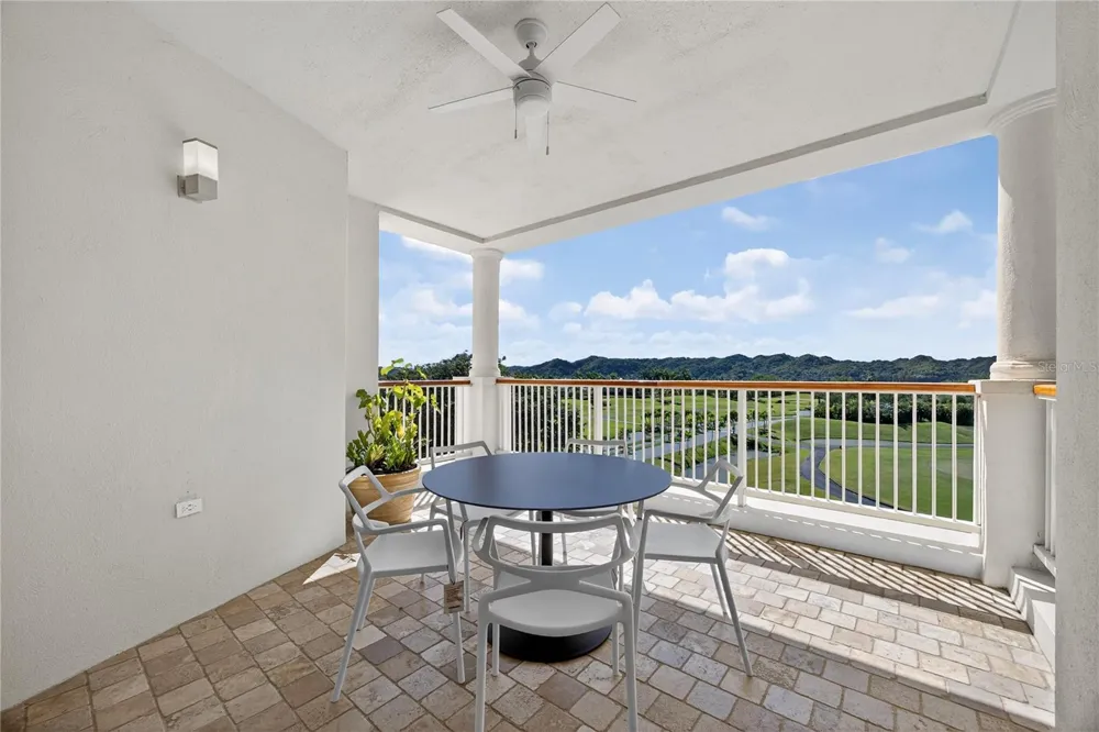 . COND PLANTATION VILLAGE STREET #3-303 Dorado, PR 00646