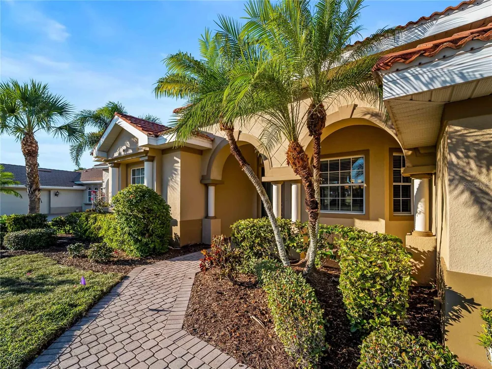 274 MONTELLUNA DRIVE North Venice, FL 34275