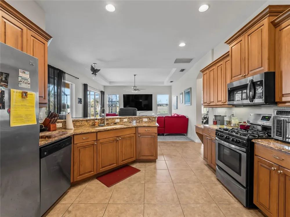 274 MONTELLUNA DRIVE North Venice, FL 34275