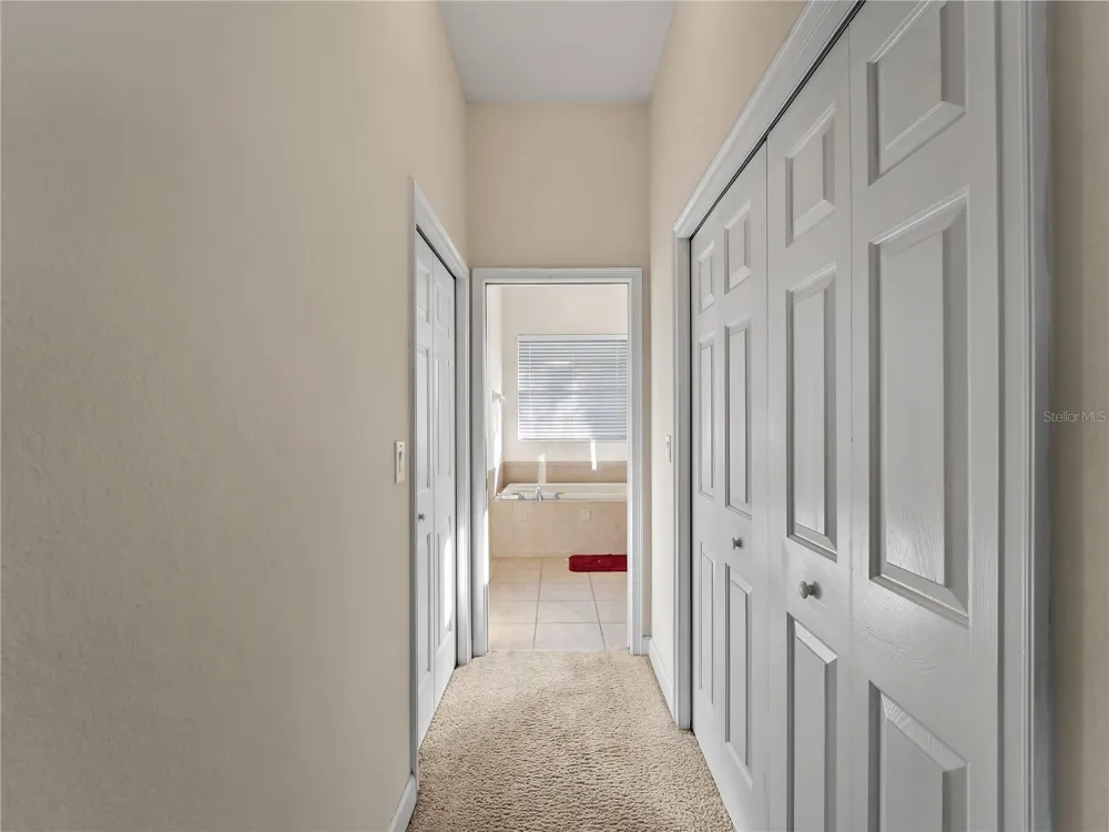 274 MONTELLUNA DRIVE North Venice, FL 34275
