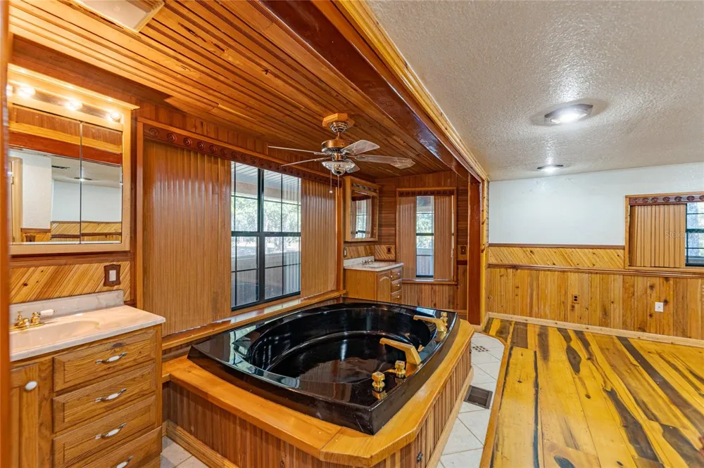 11053 MULBERRY LANDING ANNEX Hilliard, FL 32046